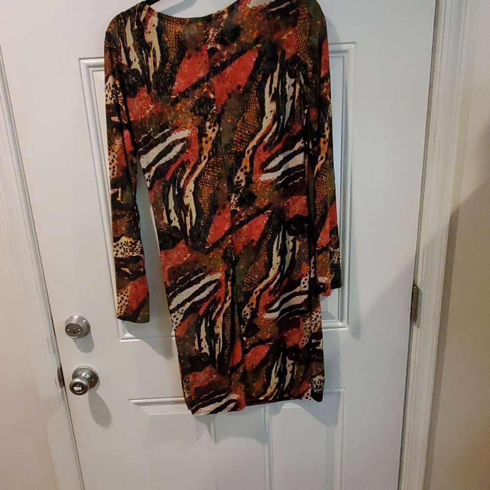 Clothes - Picture 3 of 3